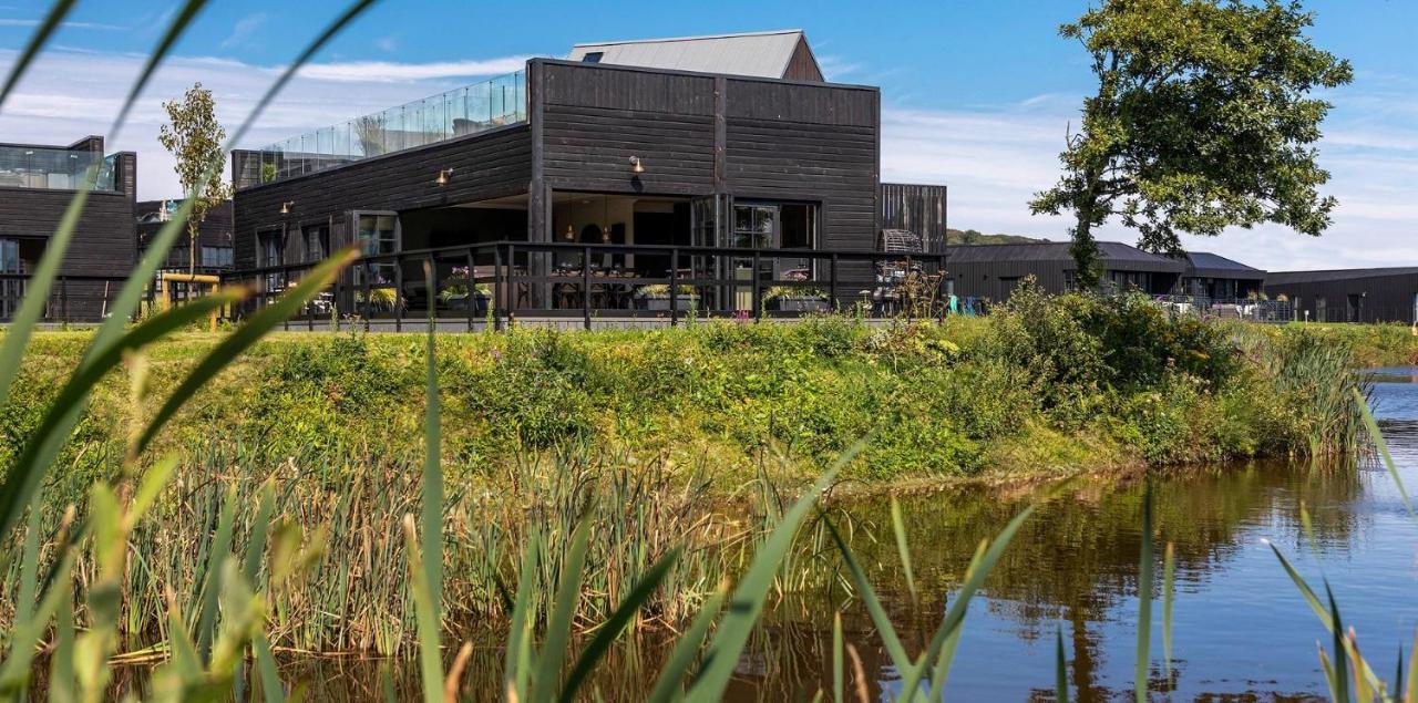 Retallack Resort & Spa Padstow Exterior foto The main building of the National Centre for Early Music