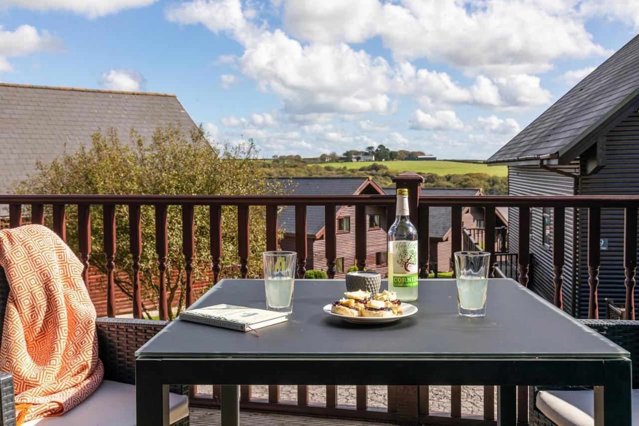 Retallack Resort & Spa Padstow Exterior foto The view from the balcony of the Old School House