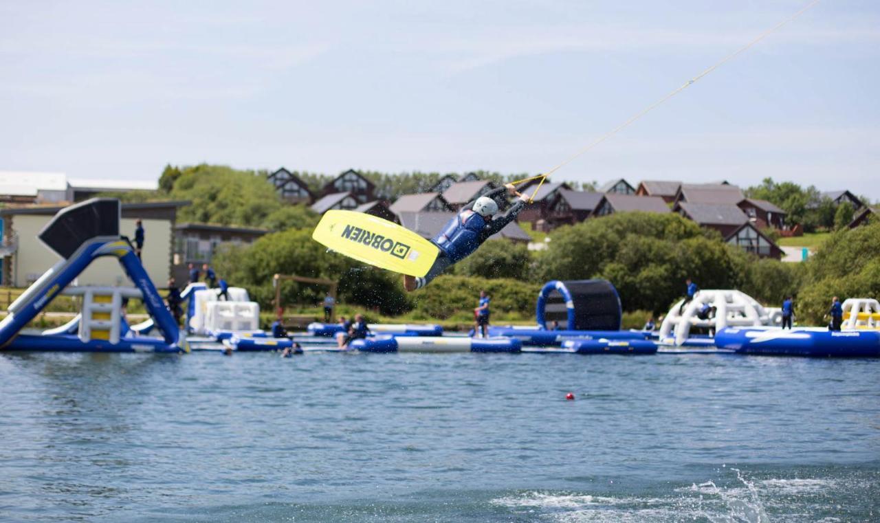 Retallack Resort & Spa Padstow Exterior foto The water park at Blashford Lake